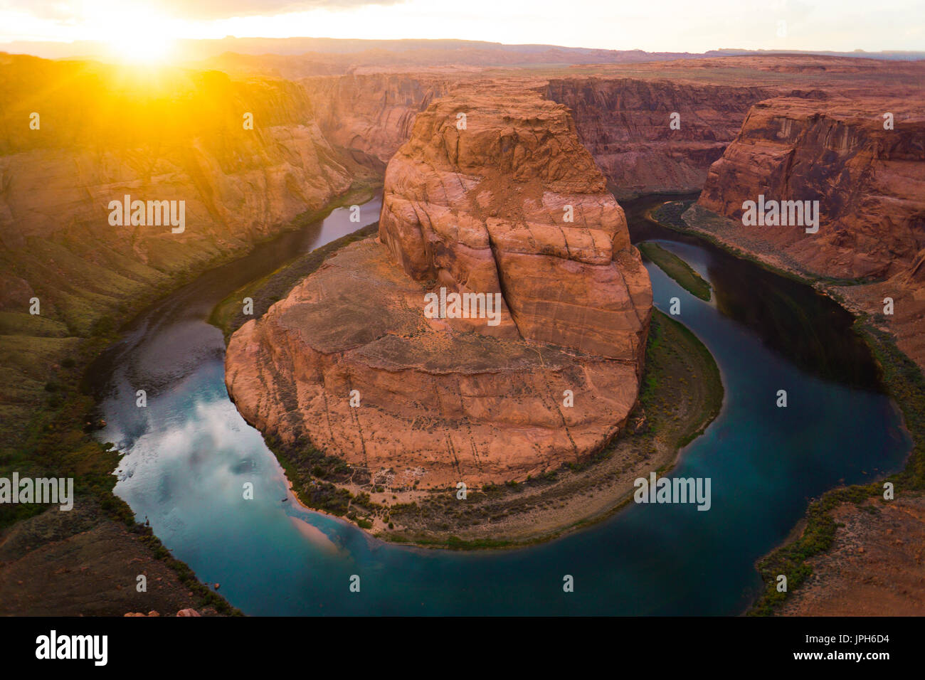Horseshoe Bend at sunset gives mysterious looks. The reflection on the
