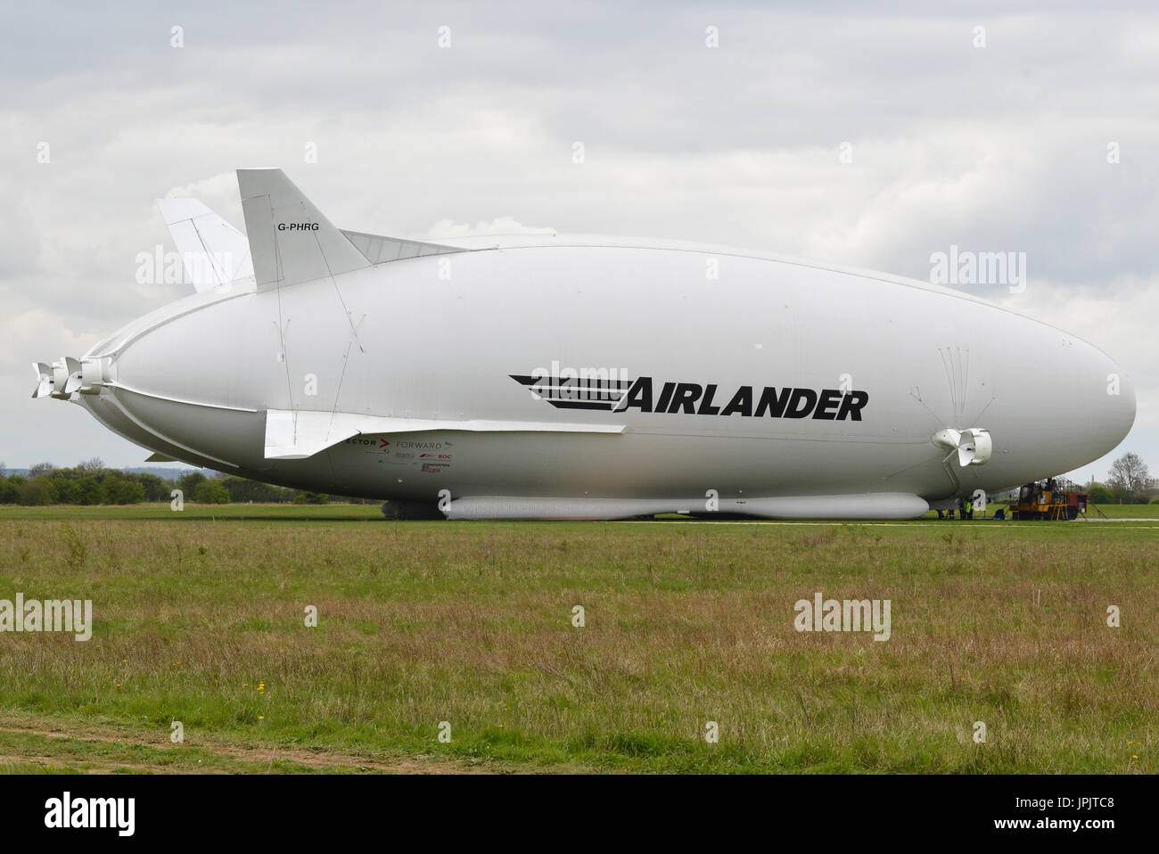 Hybrid Air Vehicles Airlander 10, tethered to its mooring mast at Cardington, Bedfordshire Stock Photo