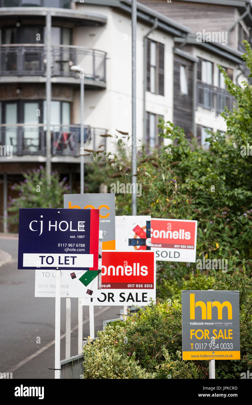 For Sale and To Let signs outside properties in Bristol. Stock Photo