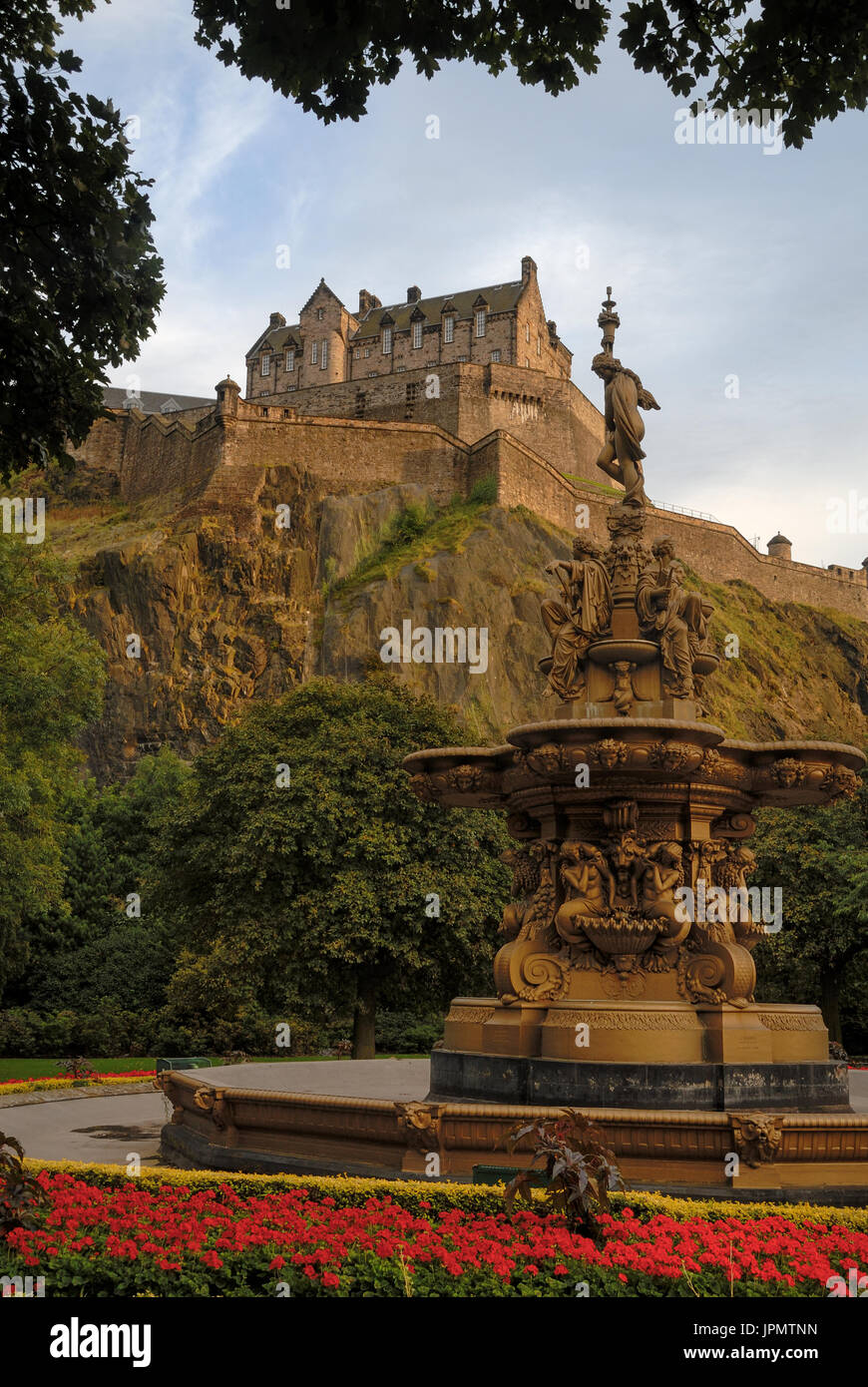 Fountain park edinburgh hires stock photography and images Alamy