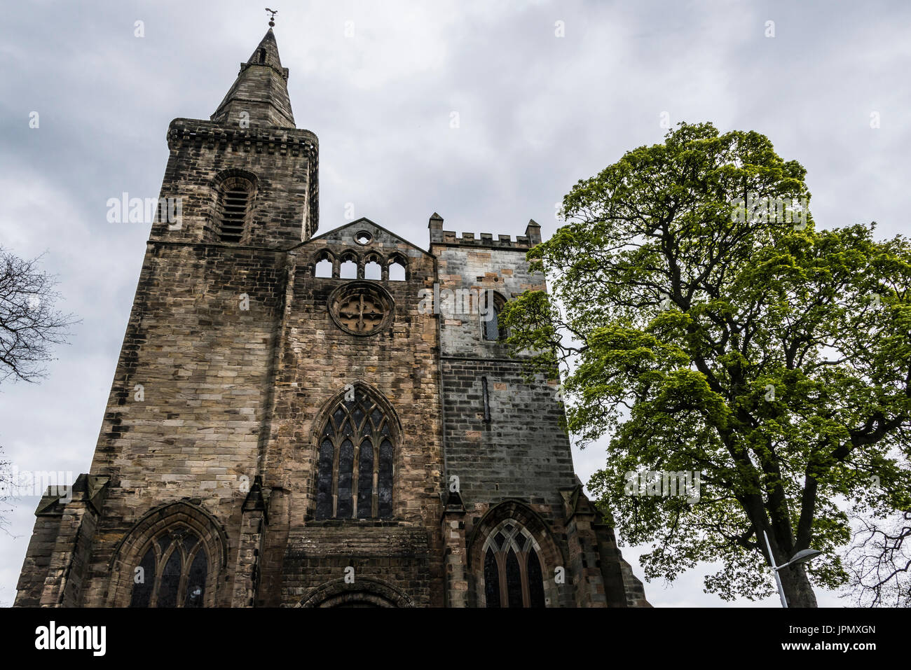 Dunfermline Abbey, Dunfermline, Fife, Scotland Stock Photo Alamy