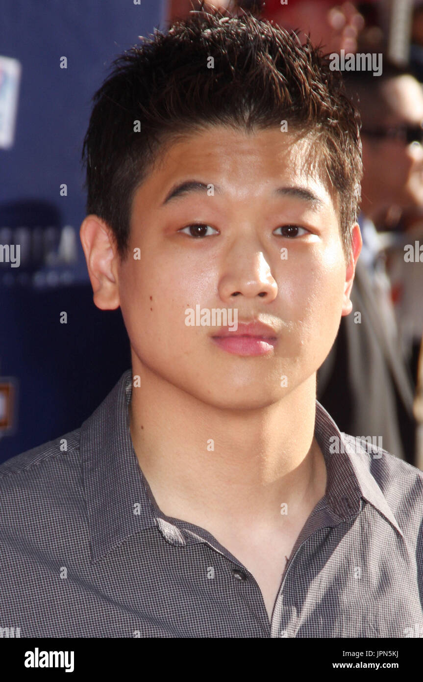 Ki Hong Lee at the World Premiere of CAPTAIN AMERICA THE FIRST AVENGER
