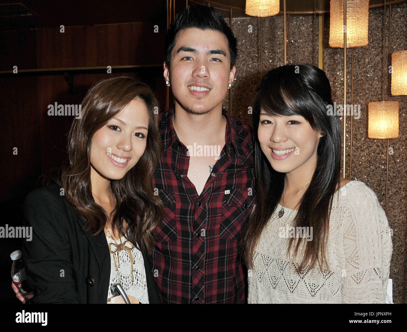 YouTube Singers Jayesslee - Sonia Lee & Janice Lee from Australia with  Joseph Vincent at TEG Live Presents NO FOR SALE Benefit Concert held at the  Avalon in Hollywood, CA. The event