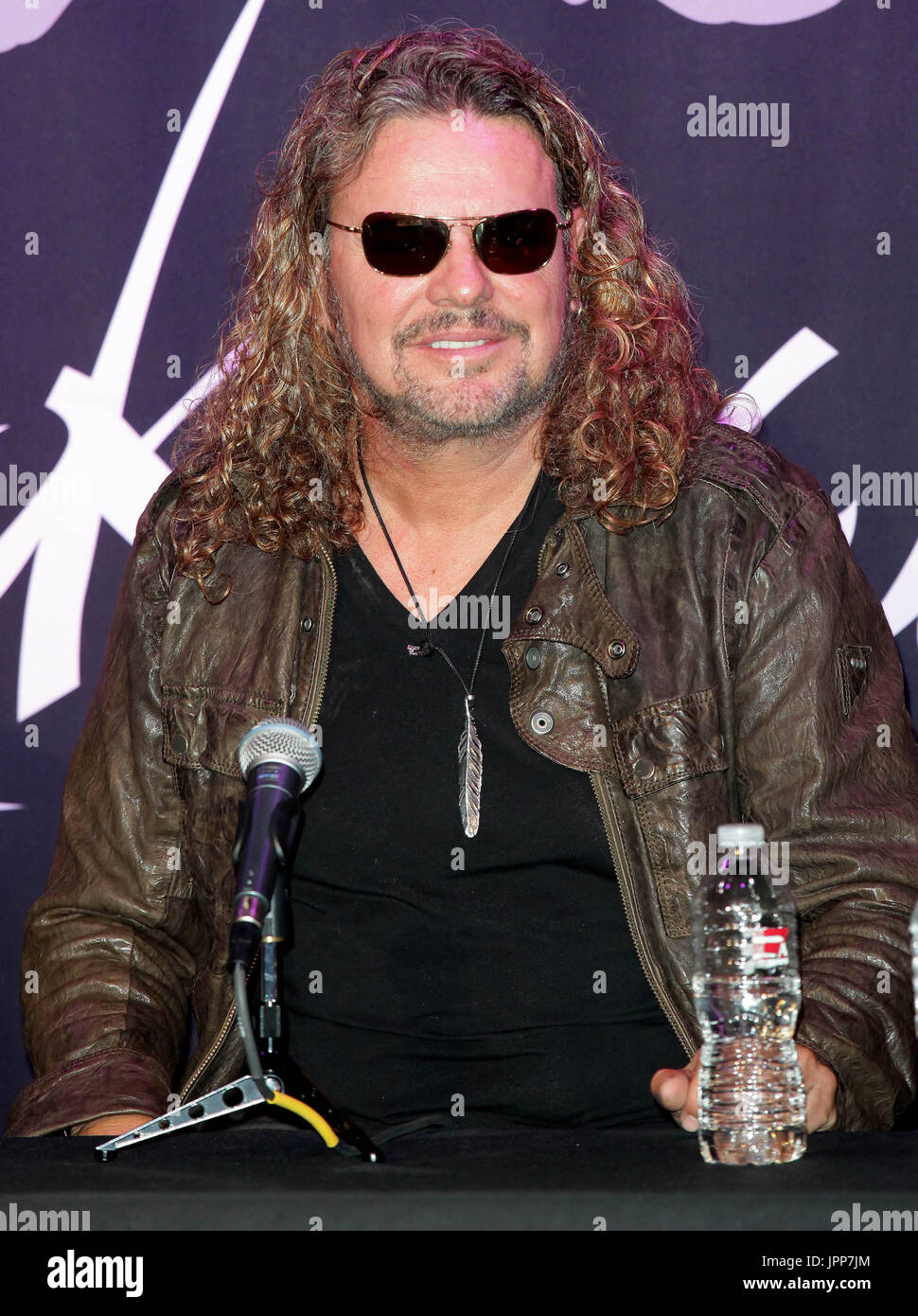 Musician Fher Olvera of the Mexican rock band ManÃ¡ gets inducted into