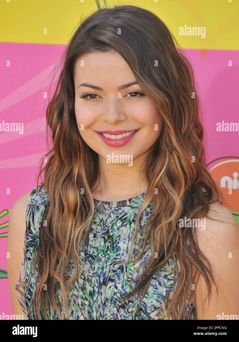 Miranda Cosgrove at Nickelodeon's 2013 Kids' Choice Awards held at USC