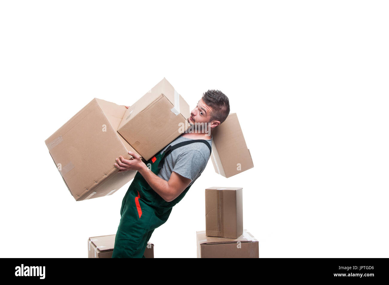 Мужик тащит коробку. Человек несет коробку. Человек с большой коробкой. Are these boxes too heavy. Мужчина несет тяжелую коробку.