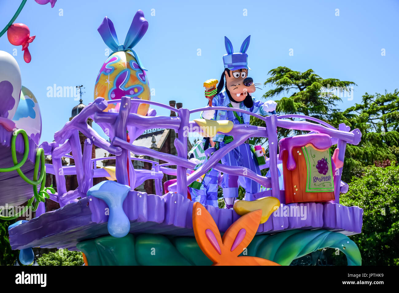 CHIBA, JAPAN: Tokyo Disneyland easter daytime parade Urayasu, Japan Stock Photo