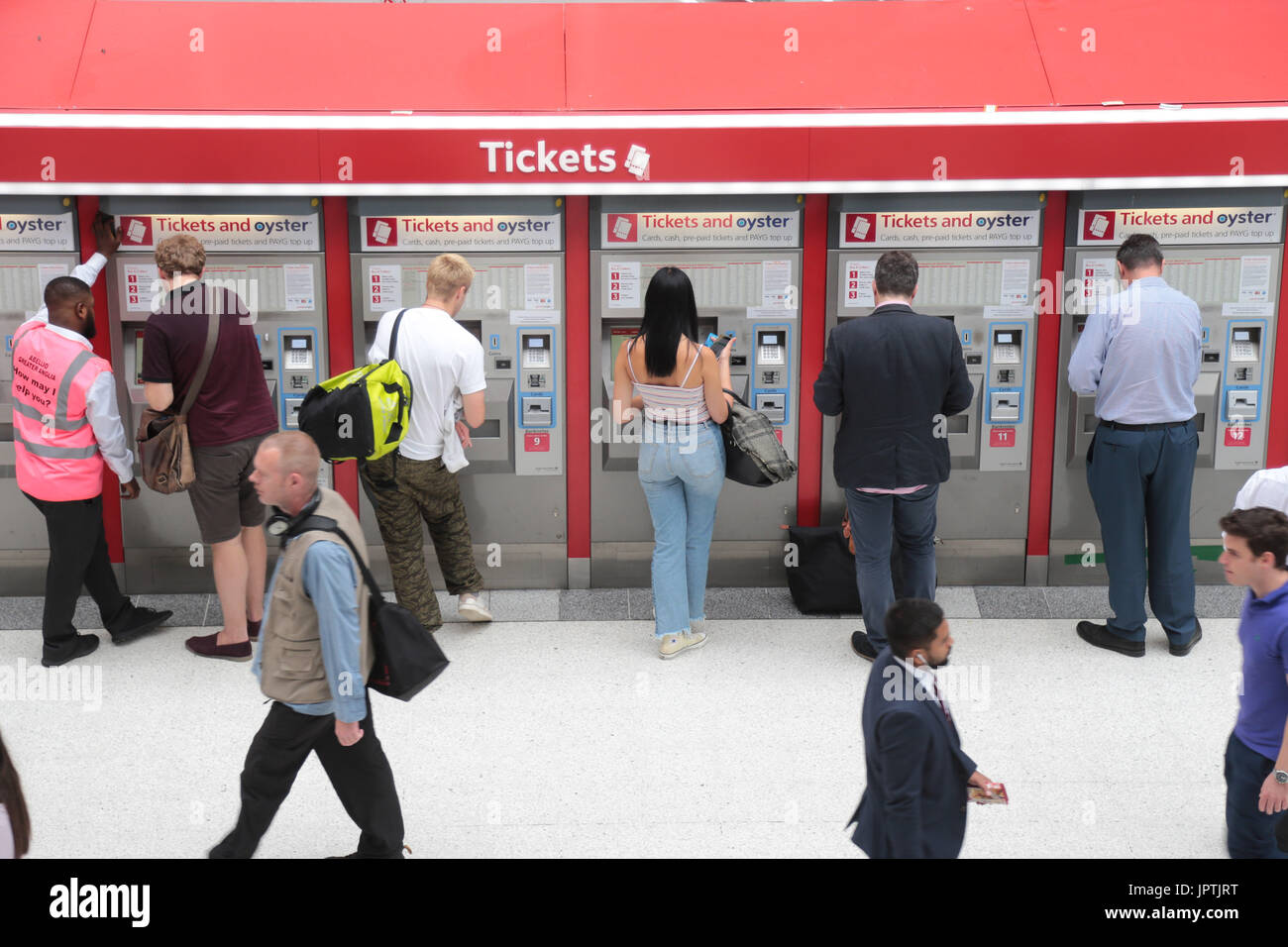 Ticket machines Liverpool Street Station, London Stock Photo