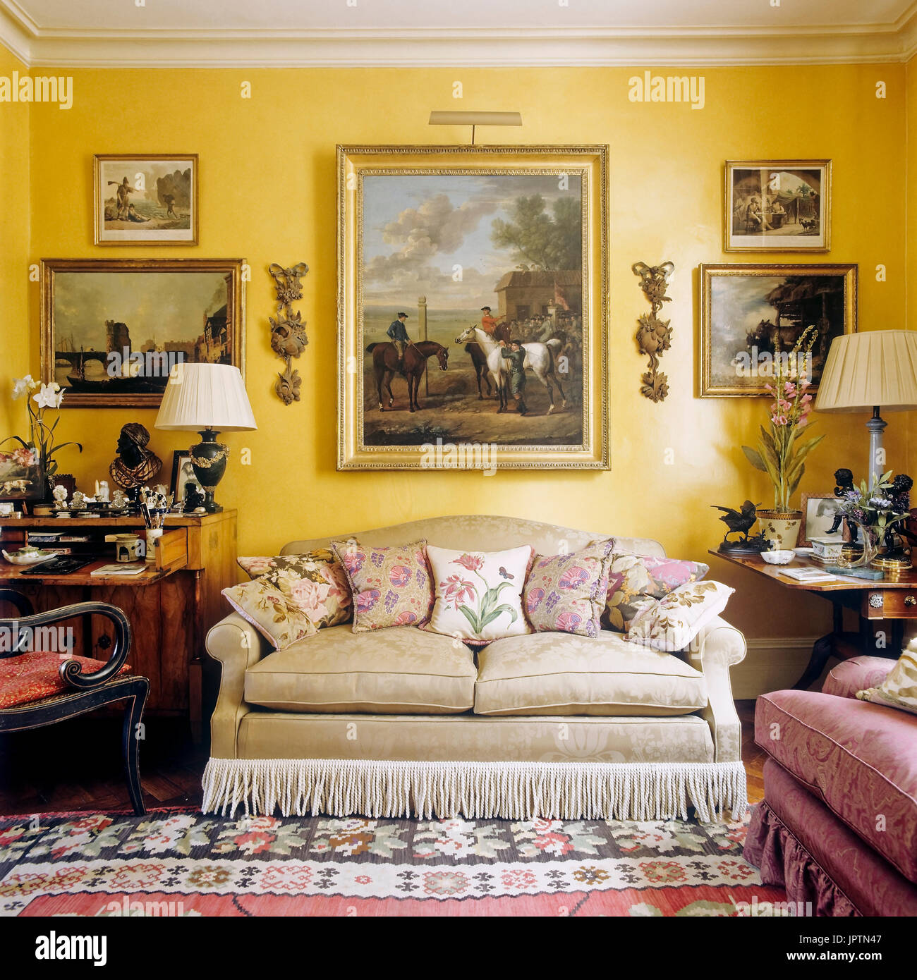 Edwardian living room hi res stock photography and images Alamy