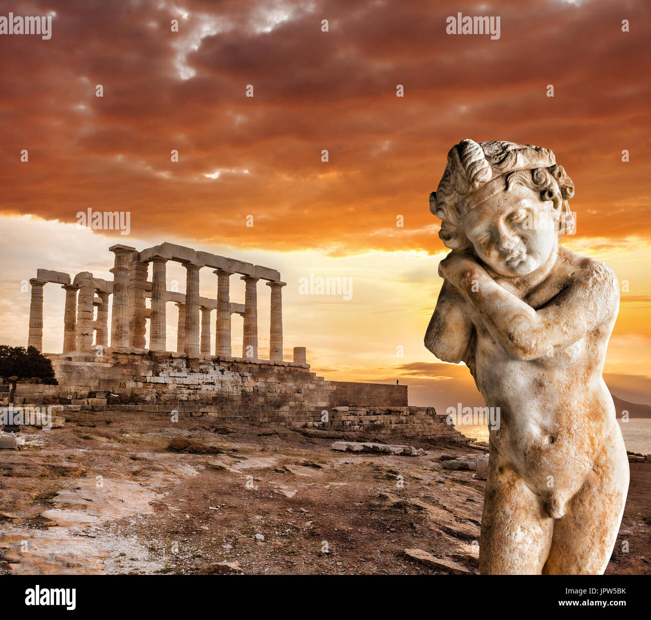 Famous Greek temple Poseidon, Cape Sounion in Greece Stock Photo - Alamy