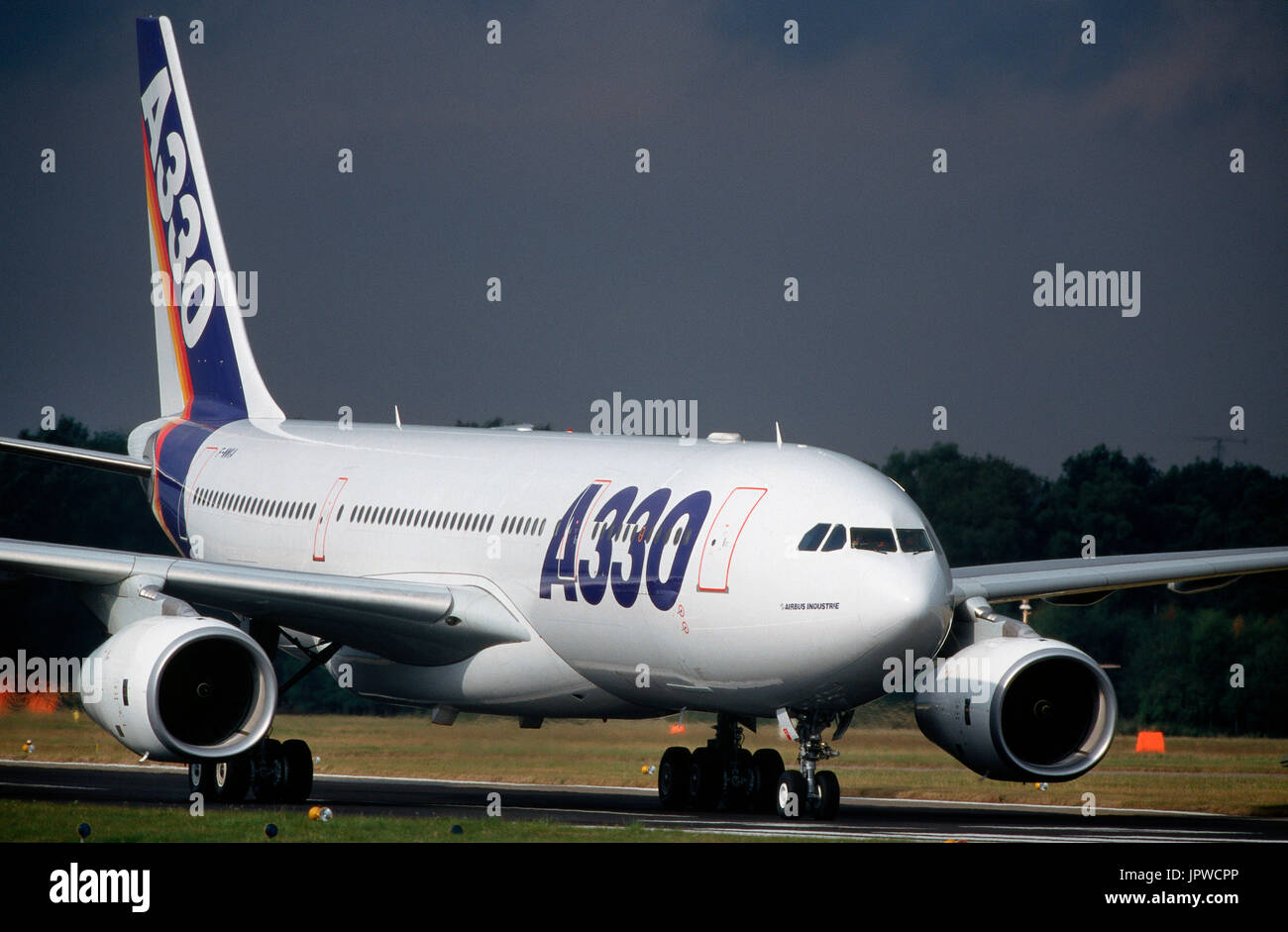 Airbus A330-200 taxiing at the 1998 Farnborough Airshow Stock Photo