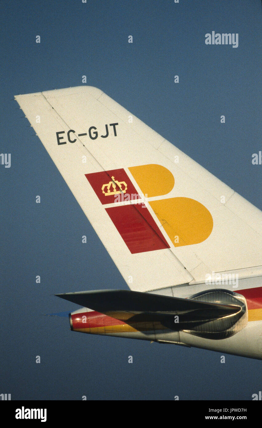 tail-fin and horizontal-stabiliser of an Iberia Airbus A340-300 Stock Photo