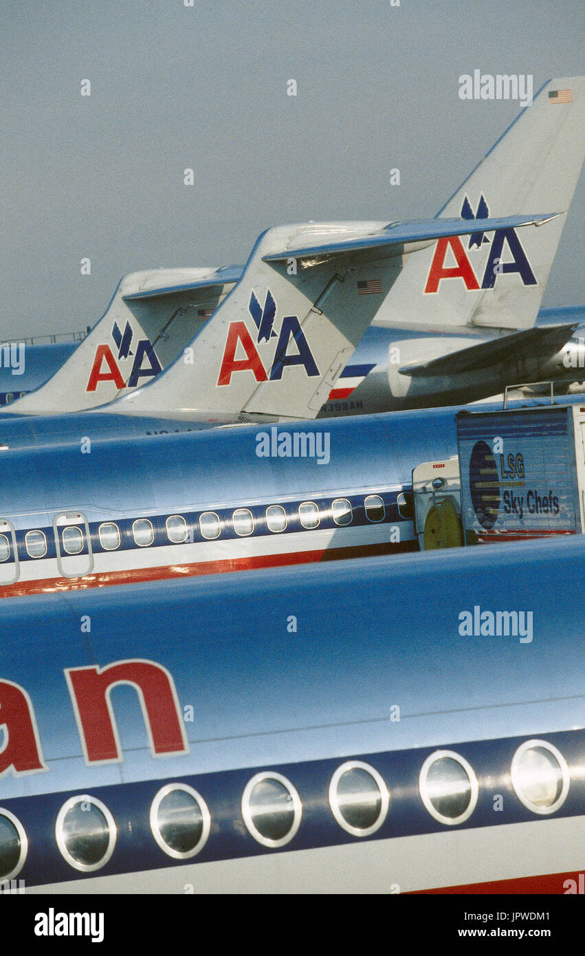 American Airlines McDonnell Douglas MD-80s and Boeing 767 parked Stock Photo