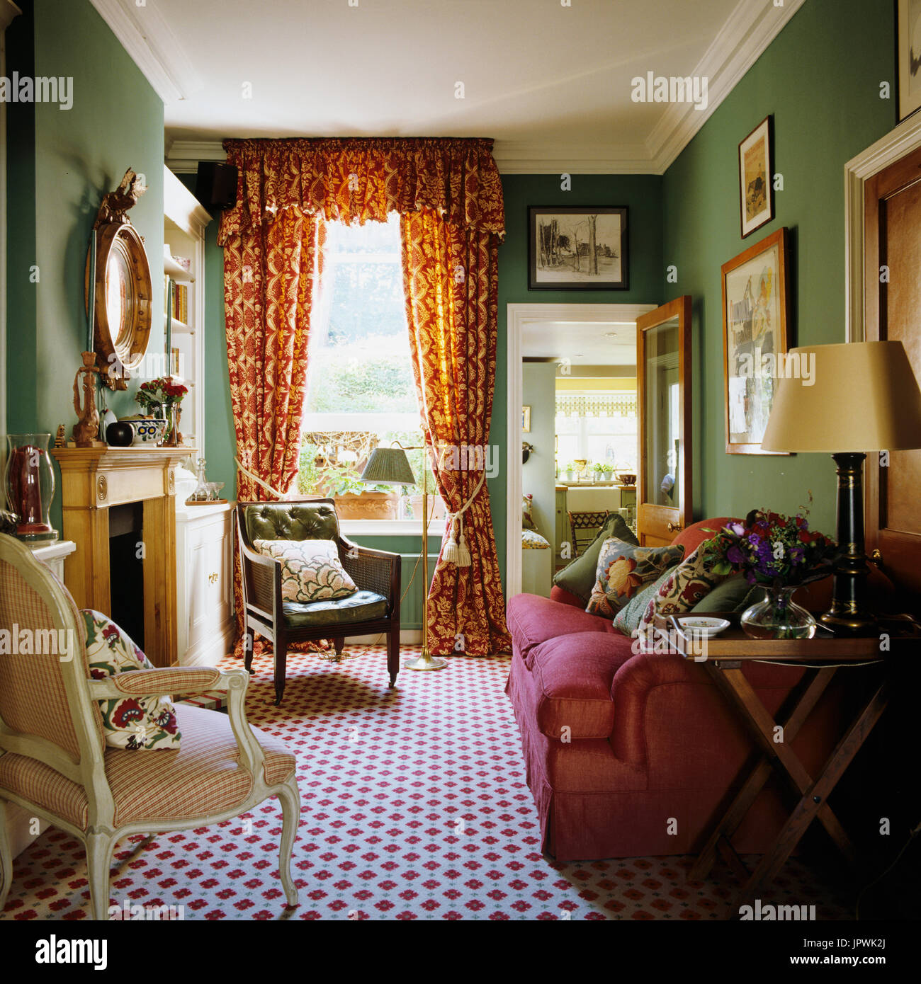 Patterned living room Stock Photo - Alamy