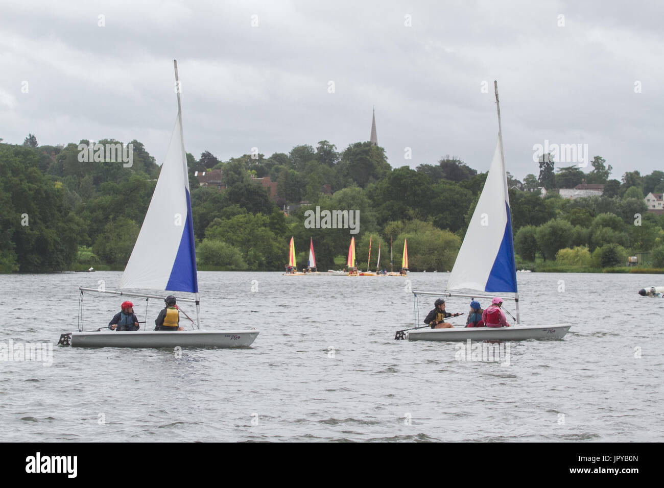 Ideal boating weather hires stock photography and images Alamy