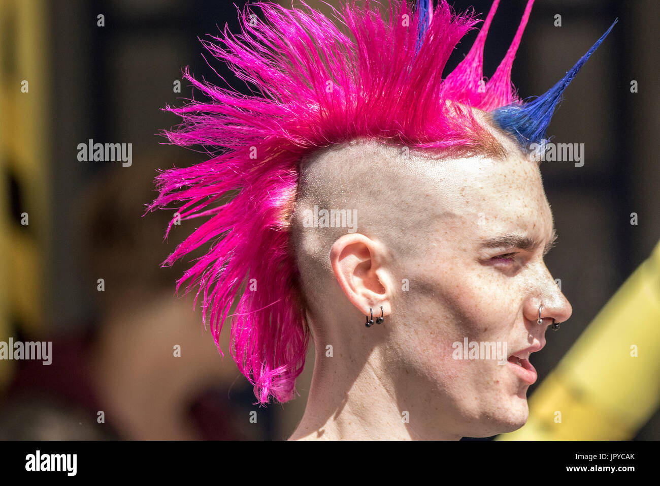 Punk spiky hair hi-res stock photography and images - Alamy