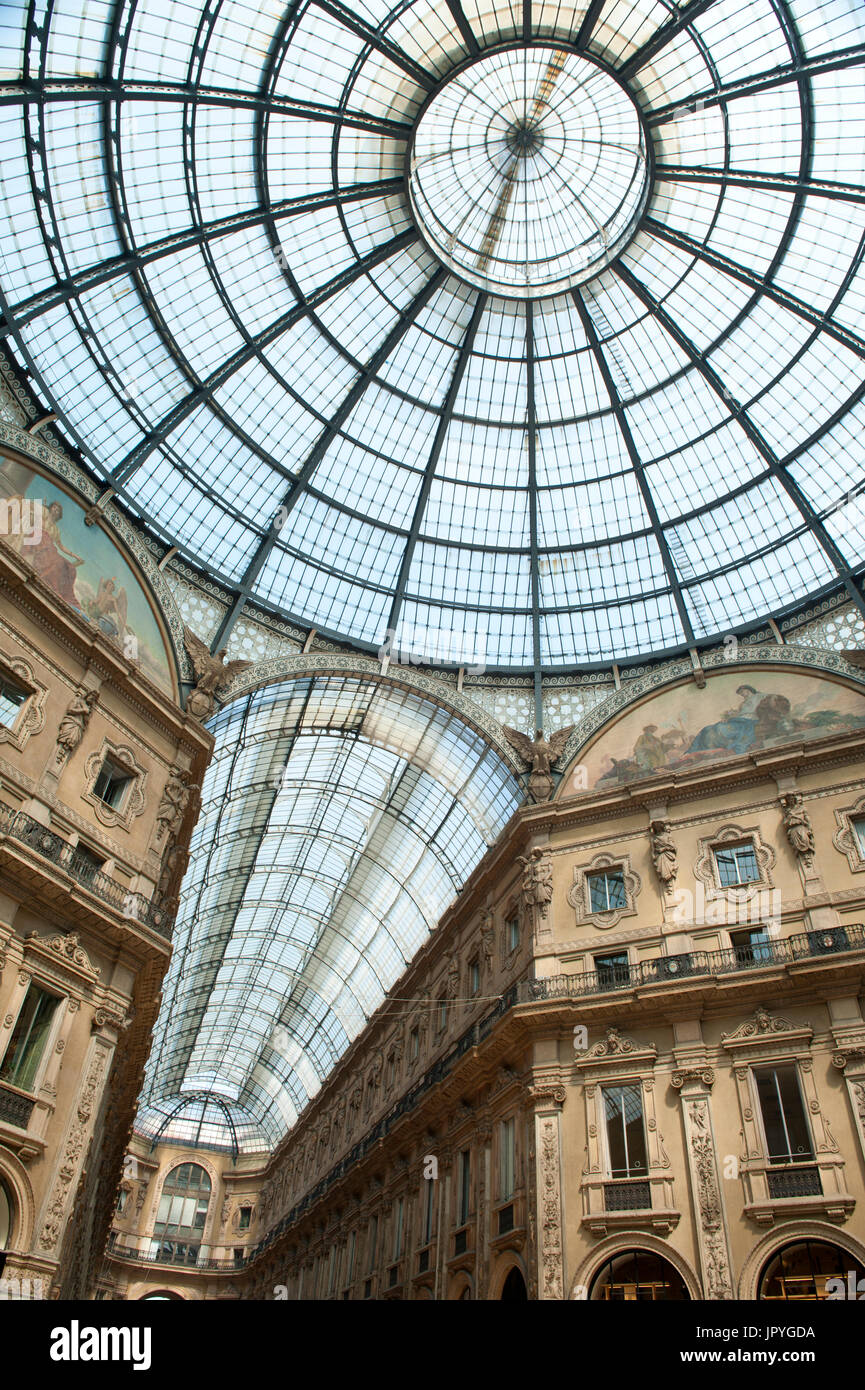 interior-view-of-galleria-vittorio-emanuele-ii-milan-italy-stock