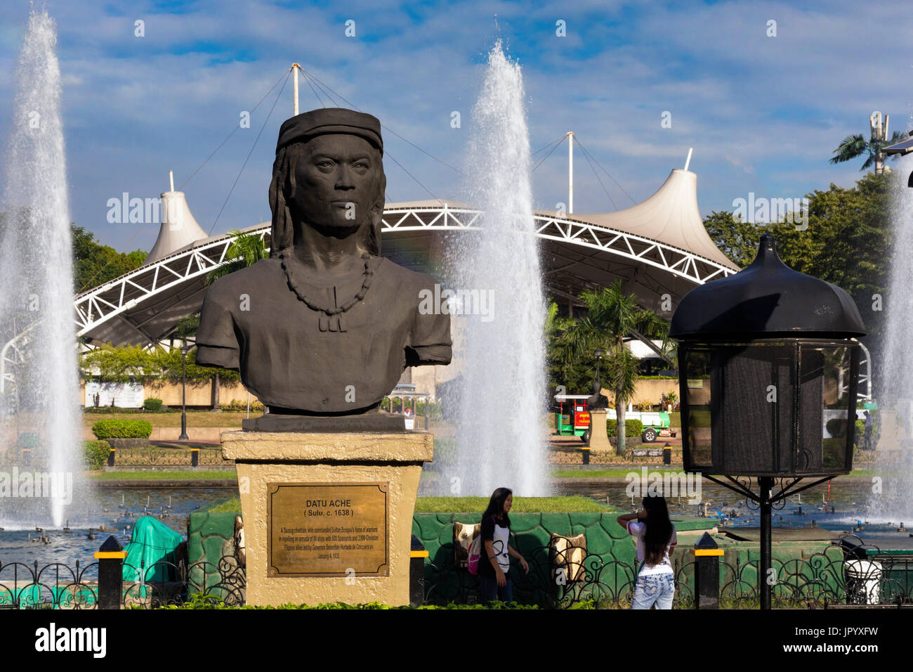 Statue in Rizal Park, Roxas Boulevarde, Manila, Philippines Stock Photo