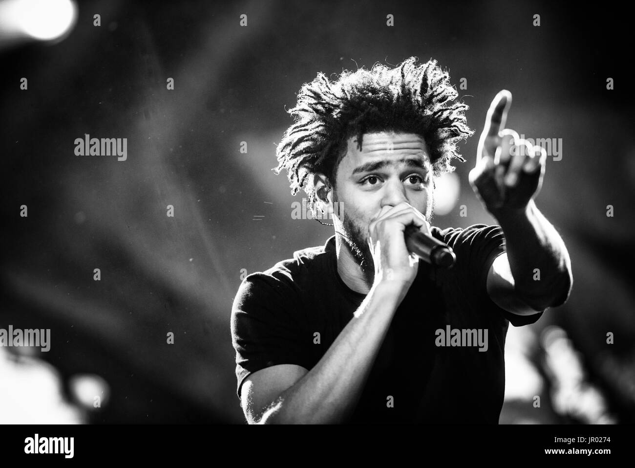 j cole tour canada