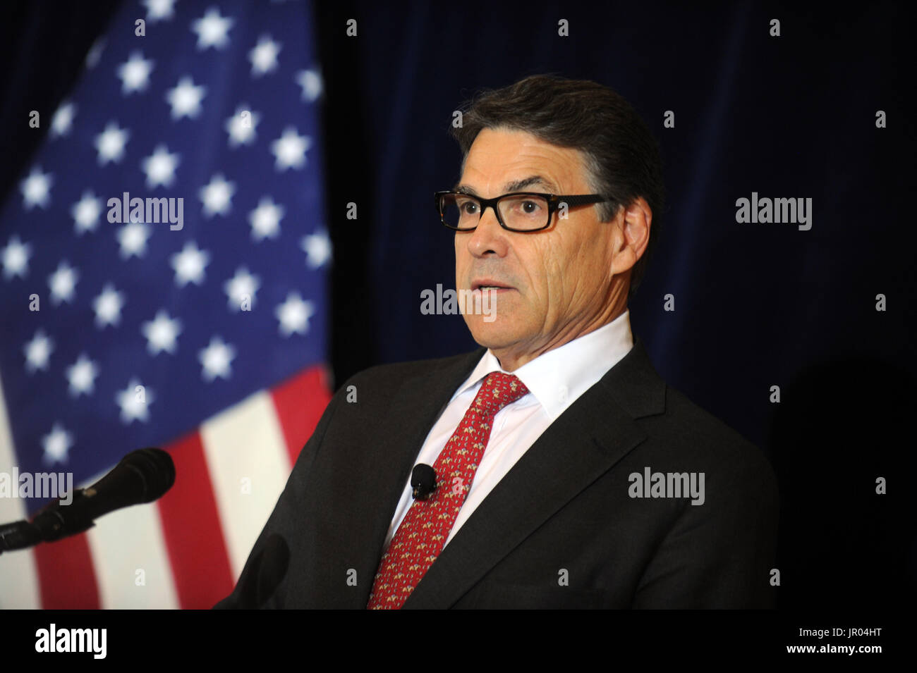 Too Big To Fail High Resolution Stock Photography And Images Alamy