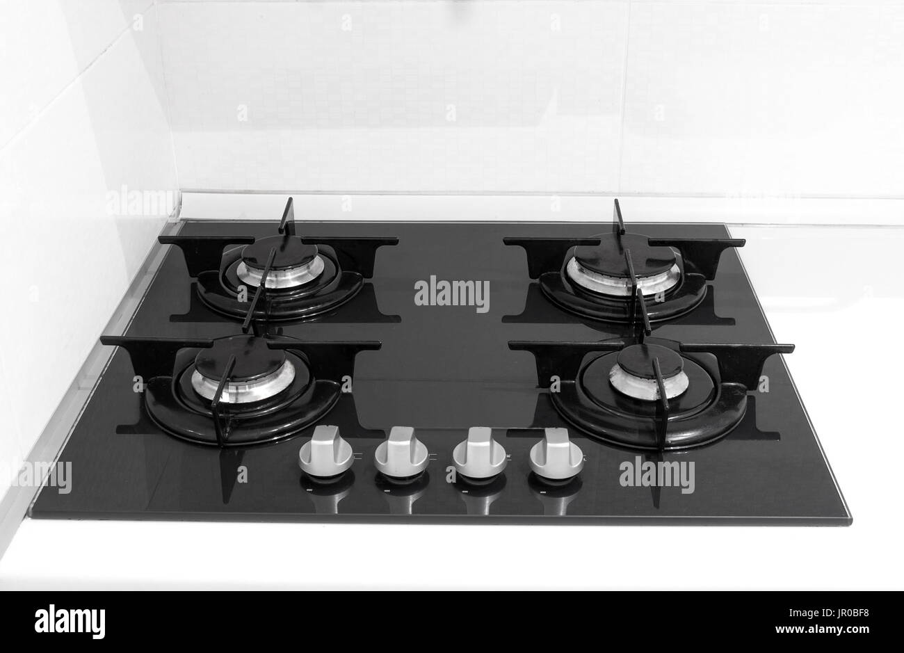 https://c8.alamy.com/comp/JR0BF8/electric-kitchen-stove-closeup-JR0BF8.jpg