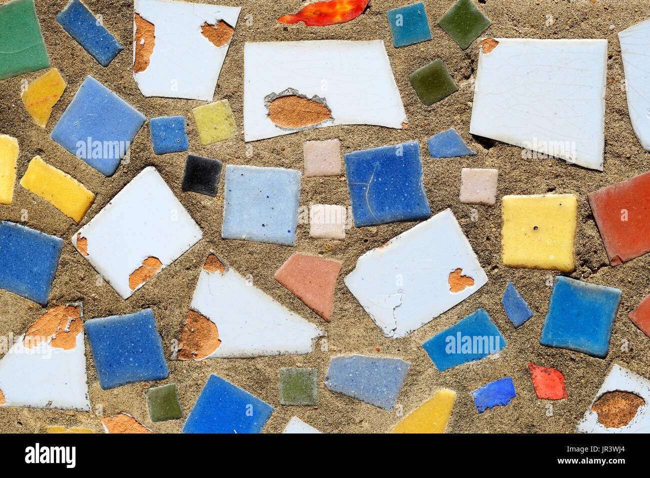 Vivid blue mosaic tiles hi-res stock photography and images - Alamy