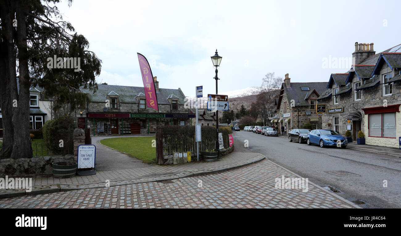 Braemar scotland village hires stock photography and images Alamy