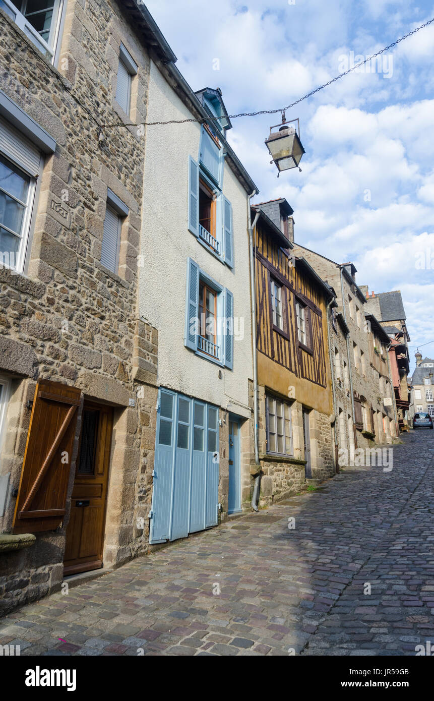 Old town historic streets hi-res stock photography and images - Alamy