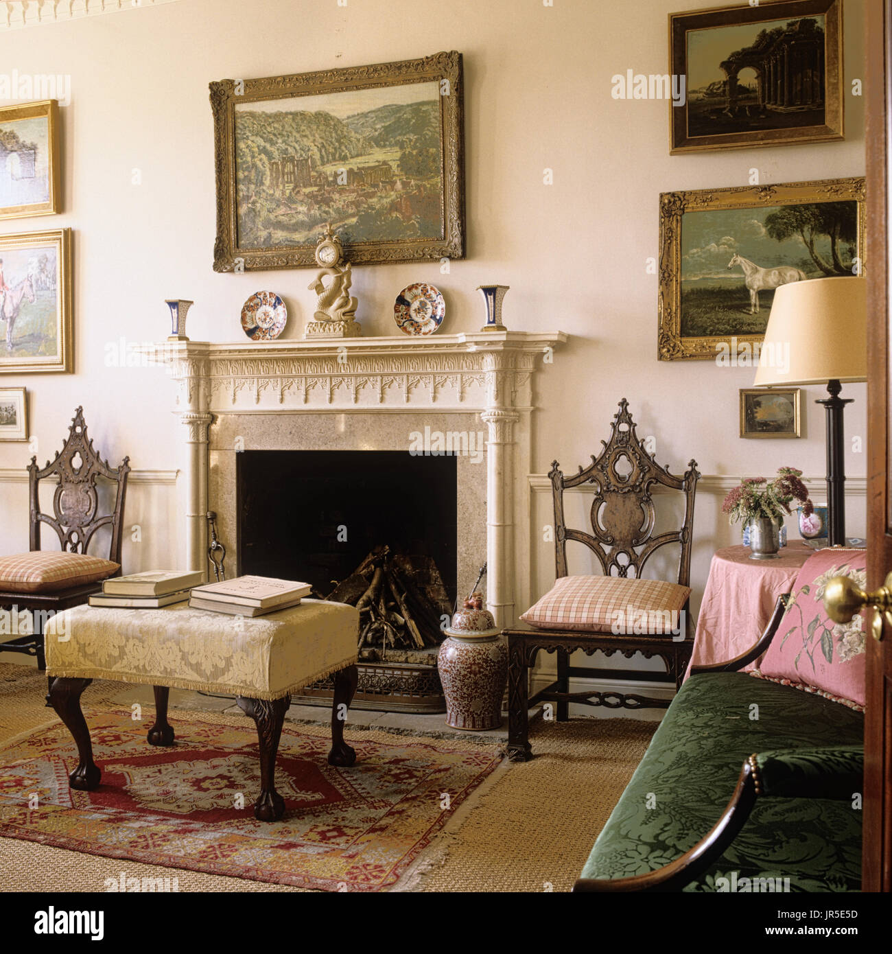 Vintage style living room Stock Photo Alamy