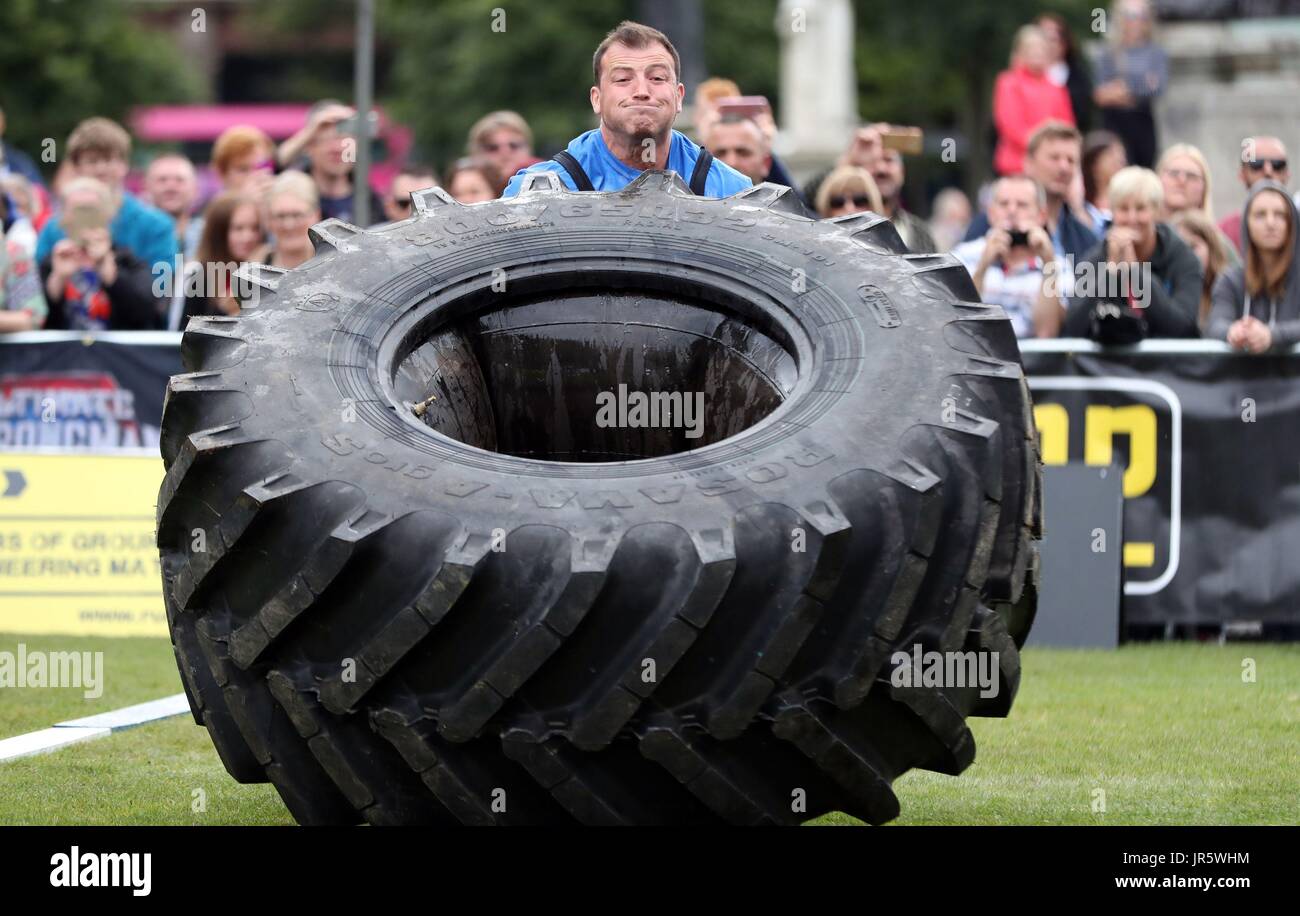 Strongman tyre online flip