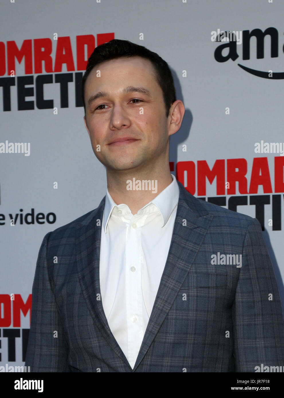 Joseph gordon levitt hi-res stock photography and images - Page 3 - Alamy, image size:991x1390