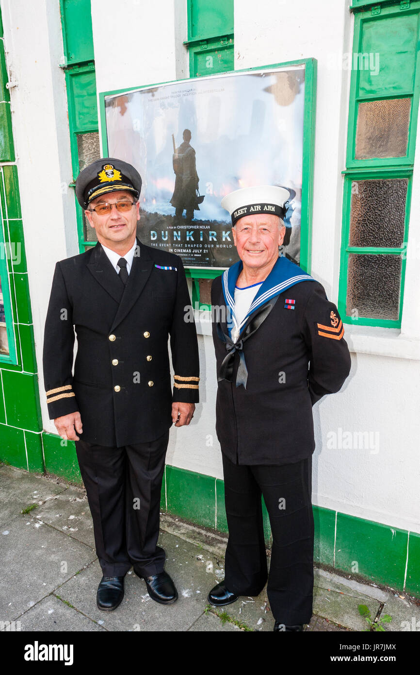 Royal Navy Uniform High Resolution Stock Photography and Images - Alamy