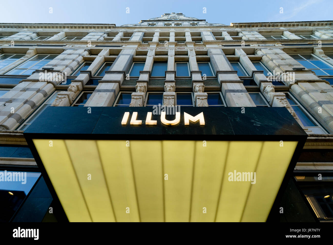 Illum logo hires stock photography and images Alamy