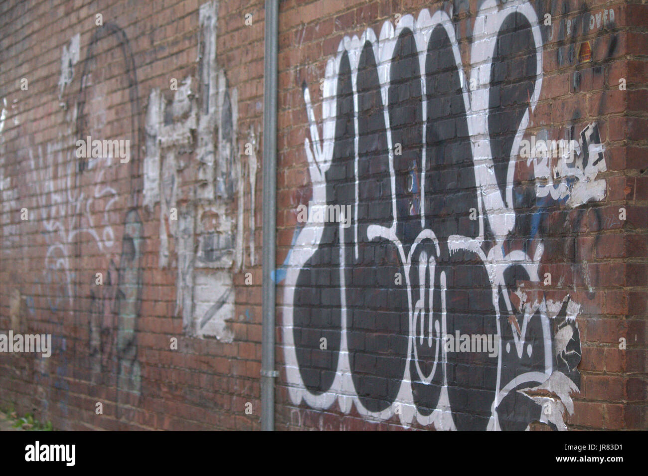 Black and white graffiti hires stock photography and images Alamy