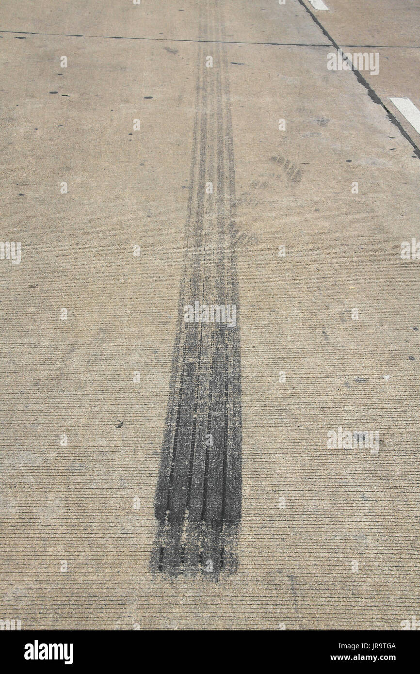 Brake lines hires stock photography and images Alamy