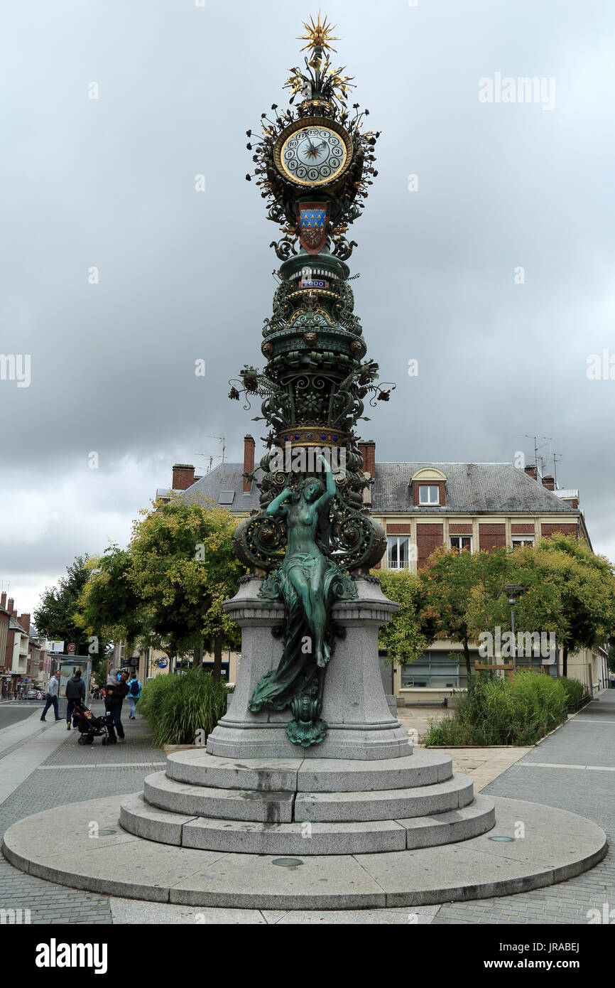 Marie sans chemise - horloge dewailly (architectural clock) by emile ricquier and albert roze, Rue des Sergents, Amiens, Somme, France Stock Photo