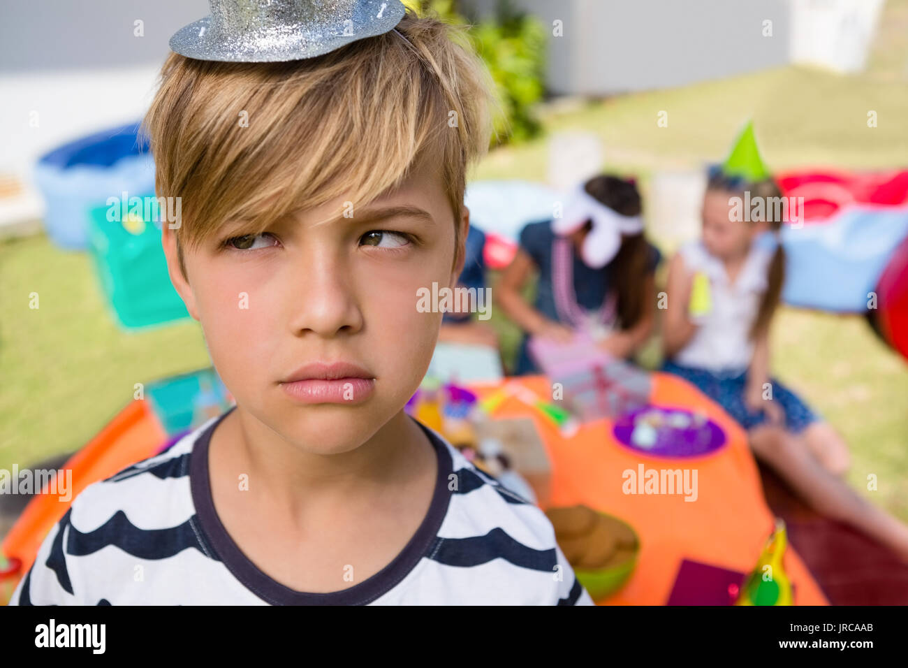 Birthday boy with friends hi-res stock photography and images - Alamy