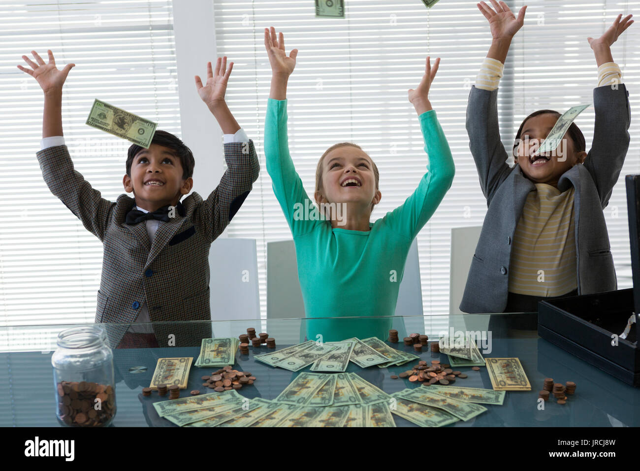 Throwing money in the air hires stock photography and images Alamy