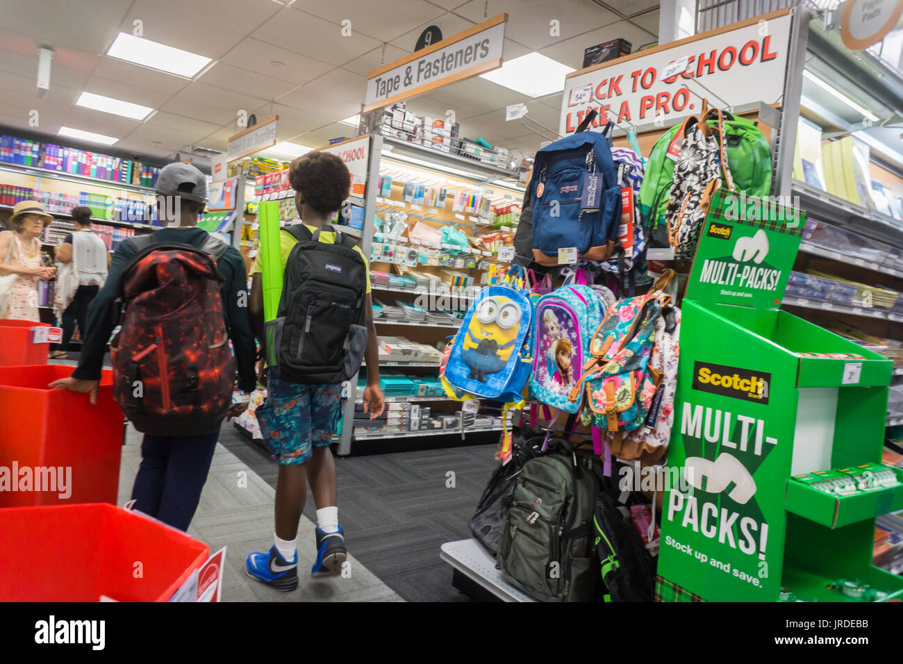 School supplies store usa hi-res stock photography and images - Page 2 -  Alamy
