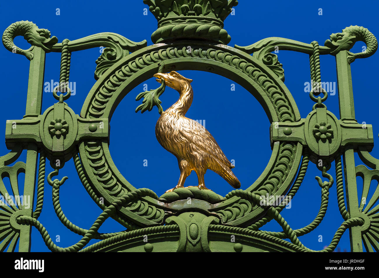 Close-up of the golden Liverbird on the Liverpool Sailors' home gateway.  The gateway, located in the city centre, is a memorial to all merchant seama Stock Photo