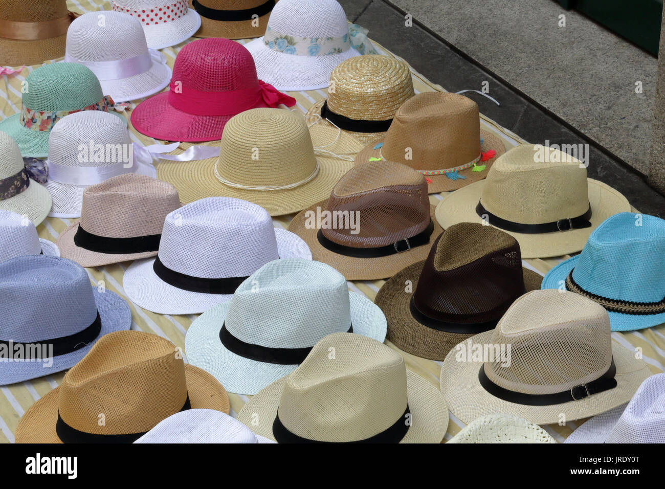 Gangster hat hi-res stock photography 