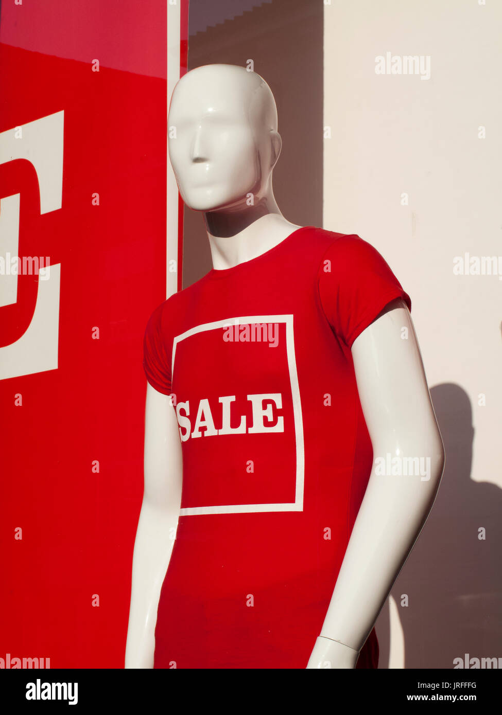 Manikin window display, Marks and Spenser advertising sale, company founded in 1884 Stock Photo