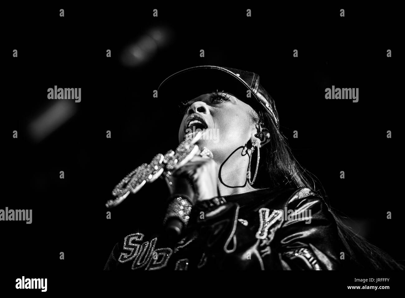 Missy elliott performing hires stock photography and images Alamy