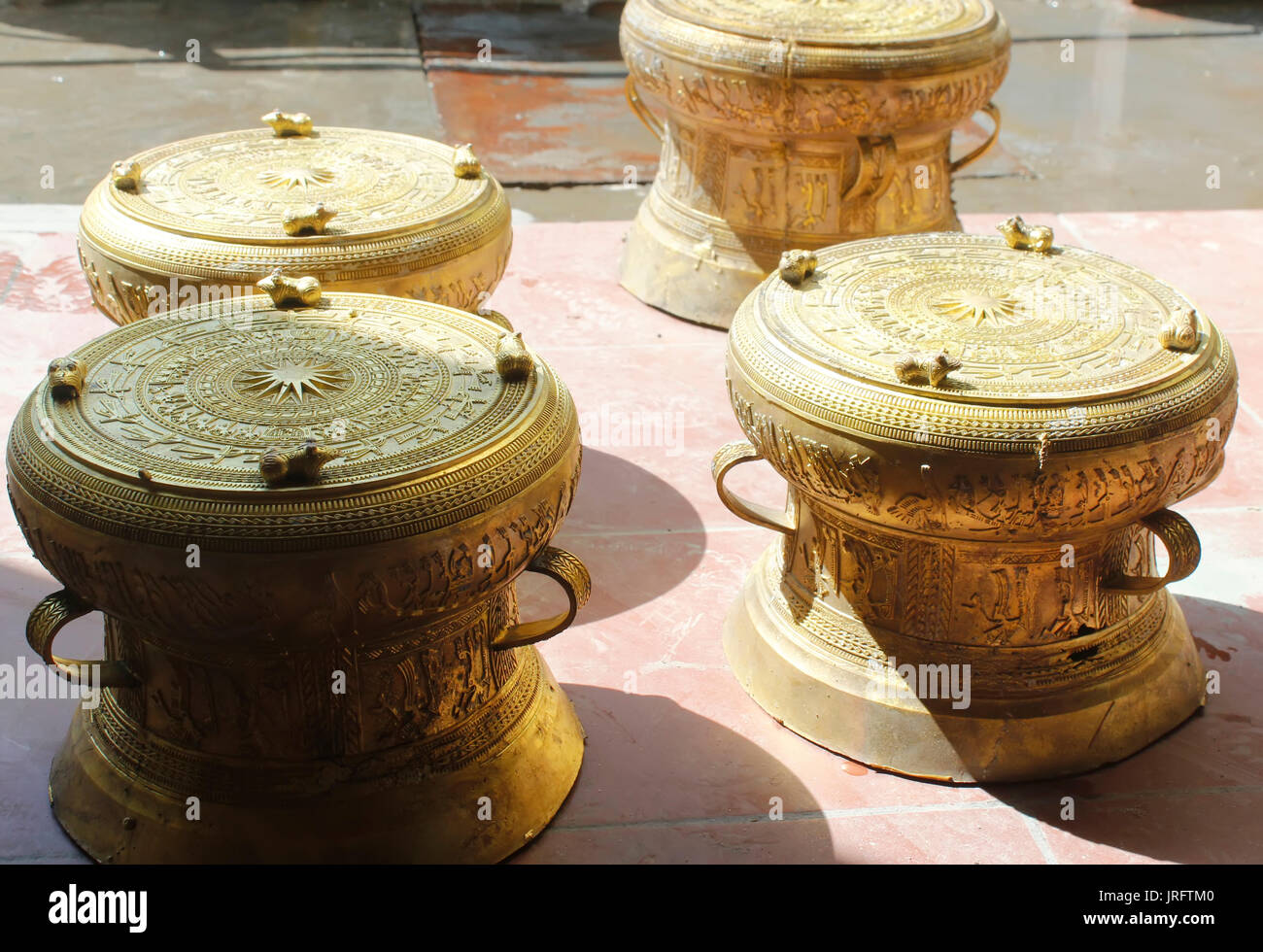 Vietnam bronze drum Stock Photo - Alamy