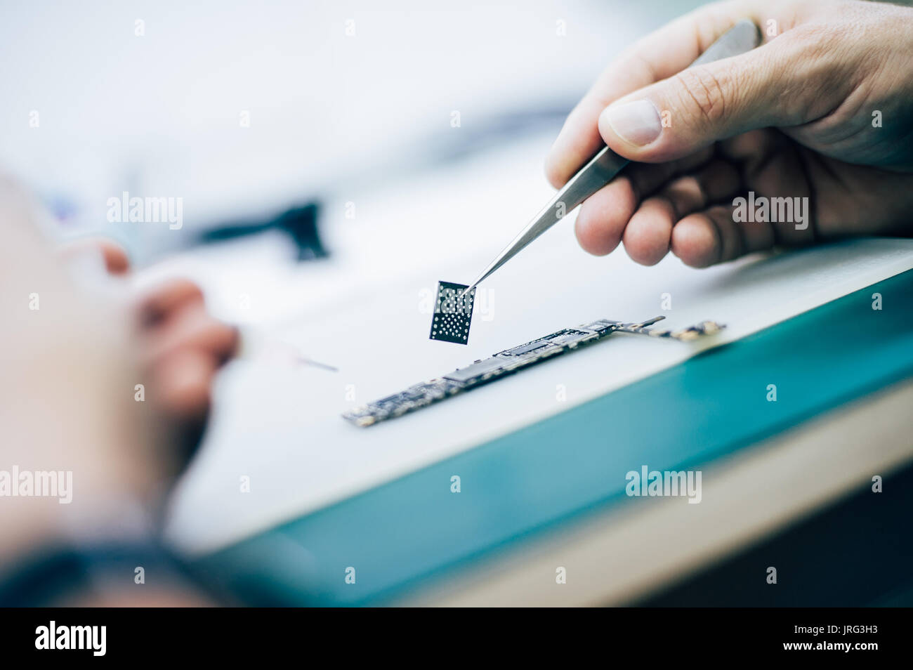 Inside motherboard camera hi-res stock photography and images - Alamy
