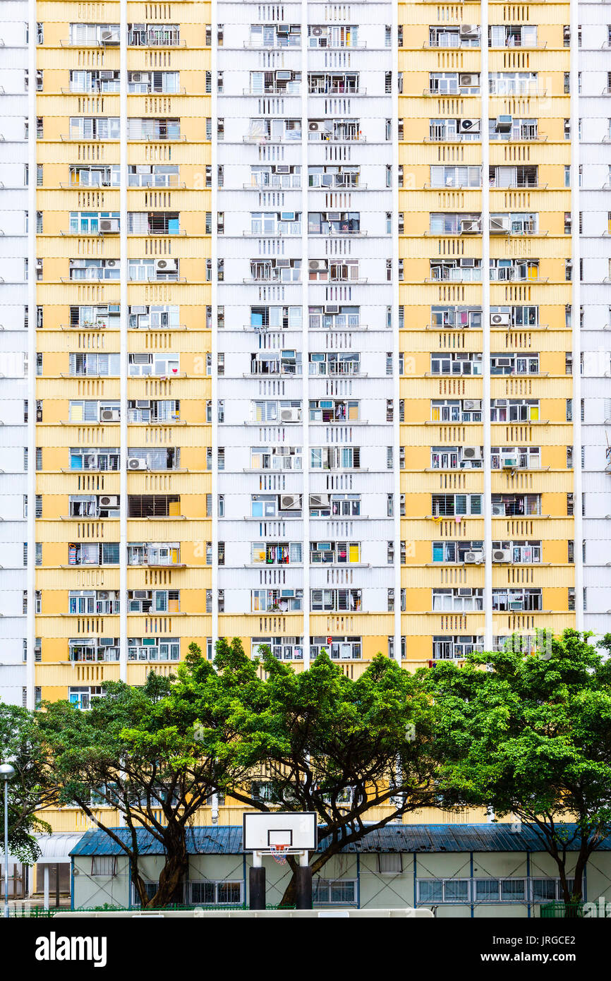 Old public housing estate in Ping Shek, Kwun Tong District, Kowloon, Hong Kong. The old concrete apartments were built in the early 1970s. With a popu Stock Photo