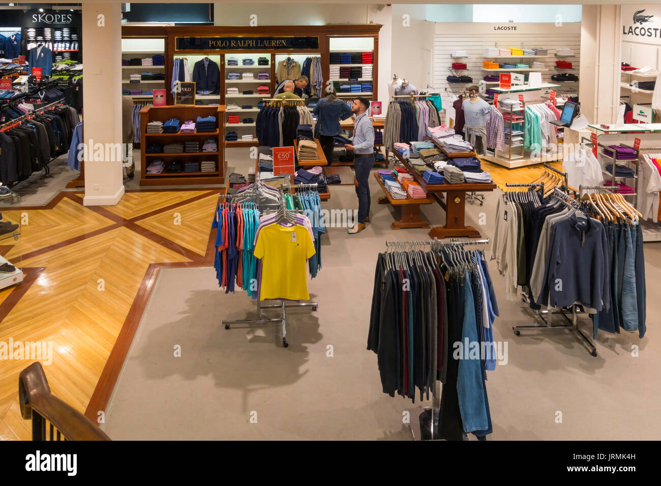 Men's clothing store customer hi-res stock photography and images - Alamy