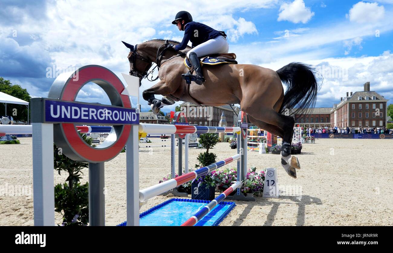 London, UK. 05th Aug, 2017. 05.08.2017 The Longines Global Champions Tour  Show jumping at The Royal Hospital Chelsea London UK Global Champions League  of London for teams with the Royal Chelsea hospital