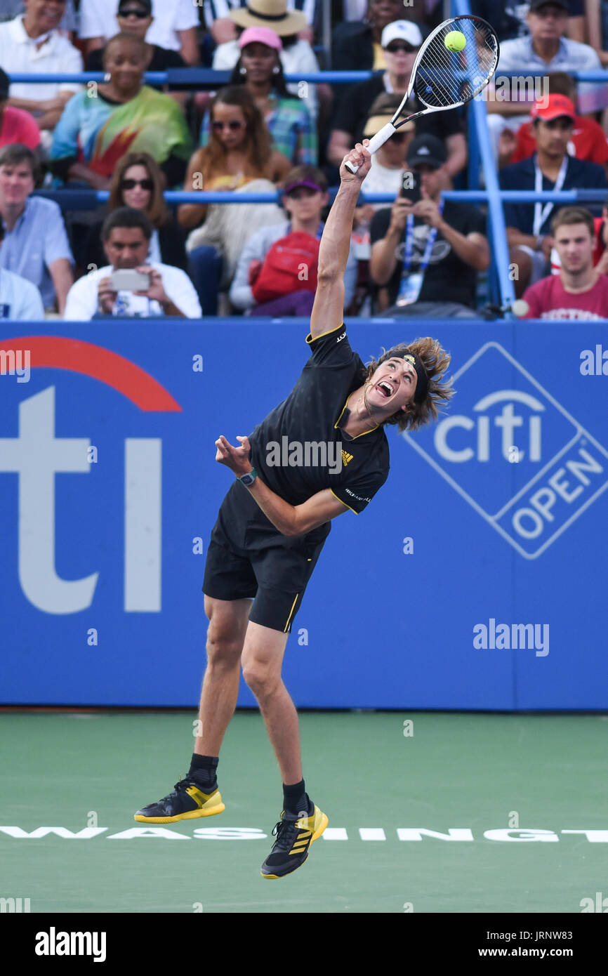 washington-d-c-usa-5th-aug-2017-alexander-zverev-hits-a-serve