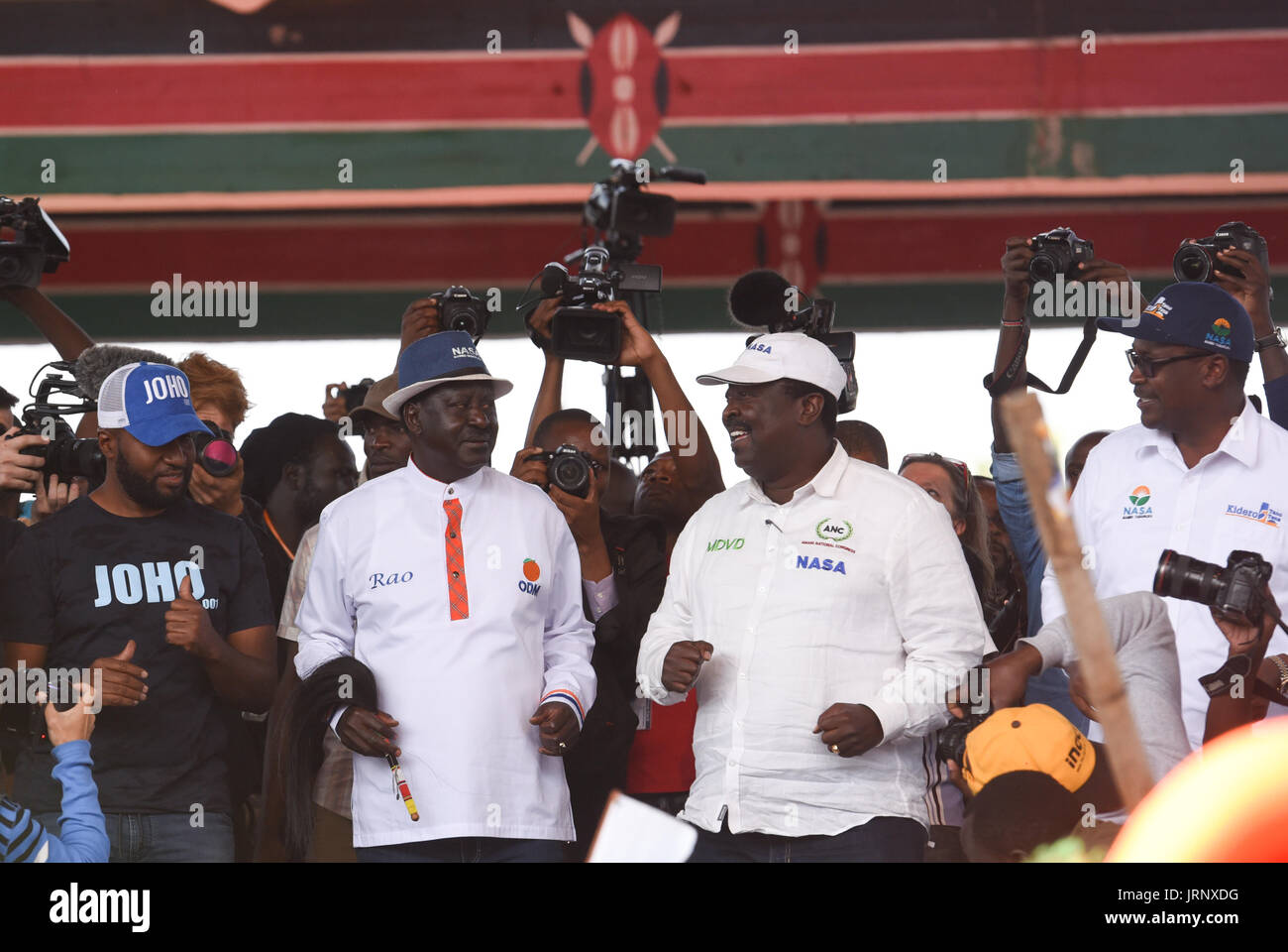 uhuru-kenyatta-raila-odinga-hi-res-stock-photography-and-images-alamy